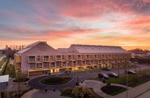 Nickel Resort & Wellnest